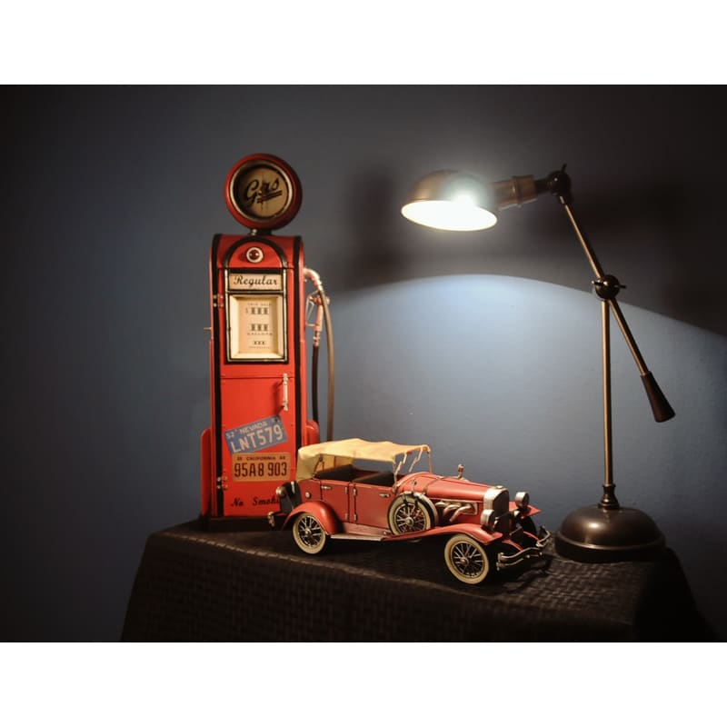 1933 Red Duesenberg J 1:12 Scale Model