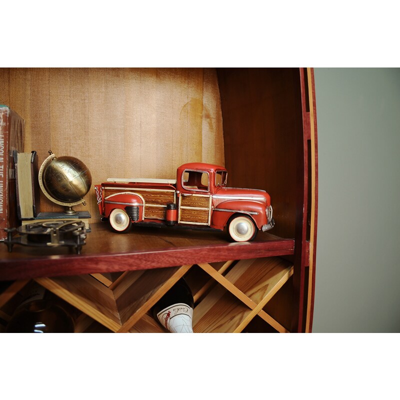 1942 Fords Pickup 1:12 Scale Model