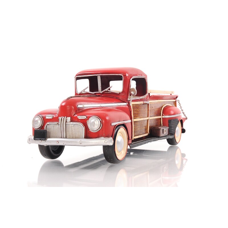 1942 Fords Pickup 1:12 Scale Model