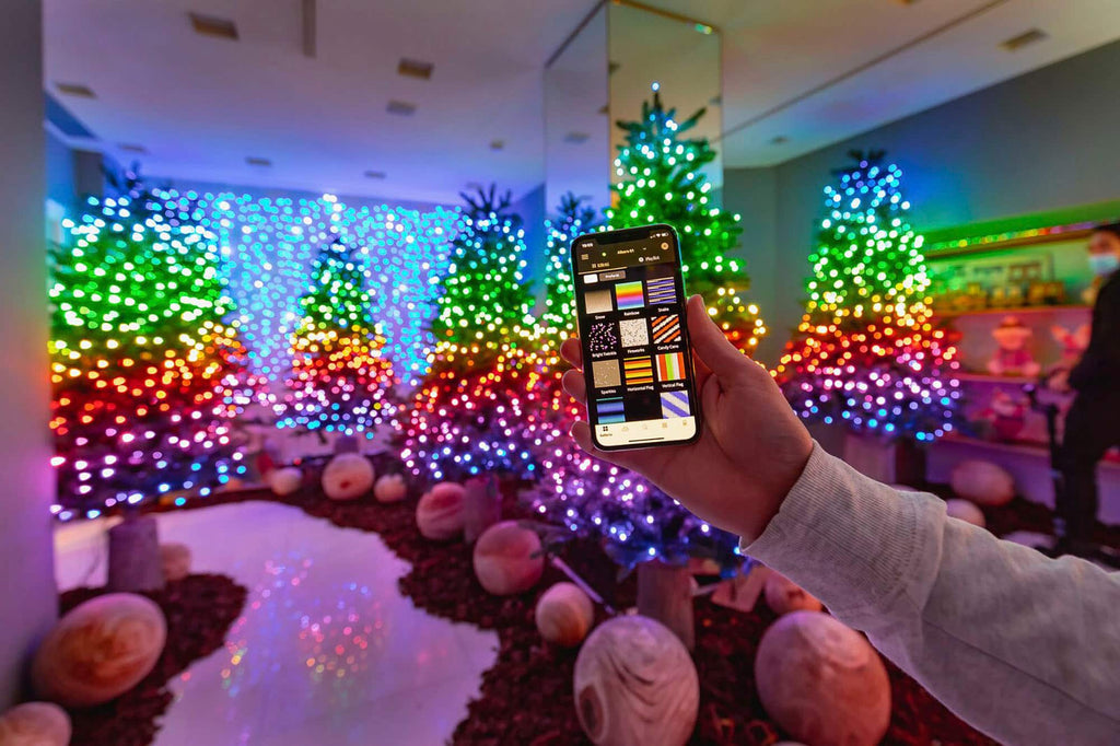 Twinkly - Smart Light 400 RGB LED Light String and 60 Dots (Gen 2) - Multi