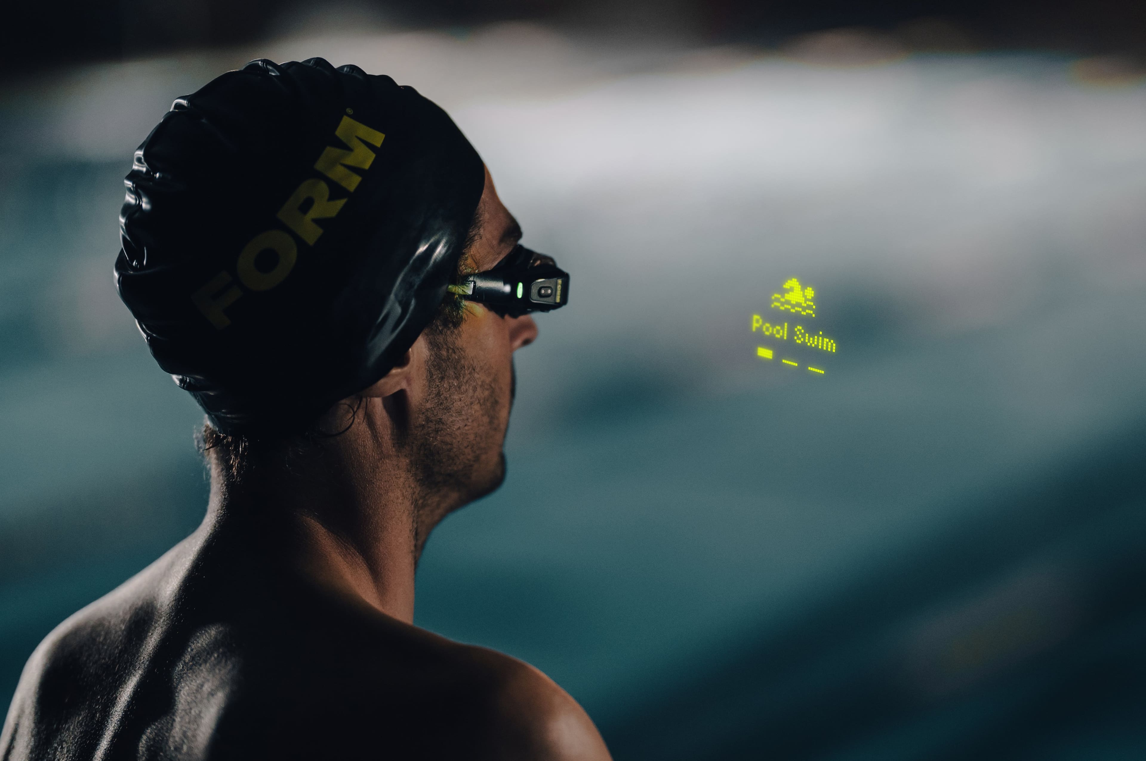 FORM - Smart Swim 2 Goggles - Black - (2024)