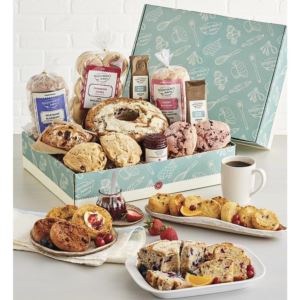 Harry & David 528978 Grand Berry Breakfast Box by Wolferman's