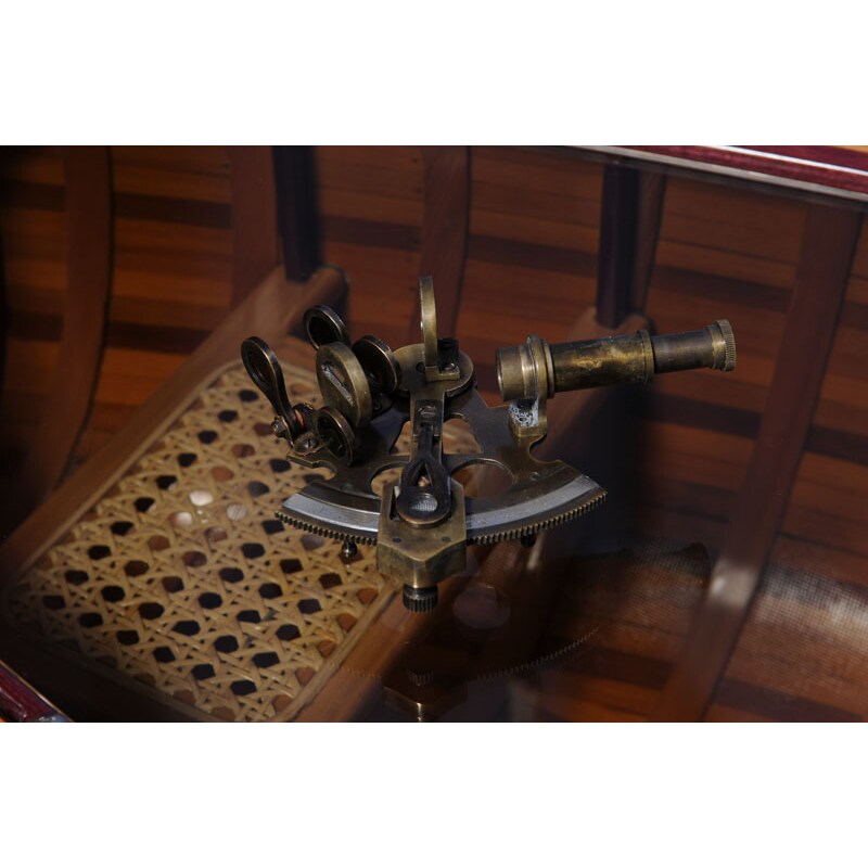 Old Modern Handicrafts Small Nautical Sextant with Leather Case