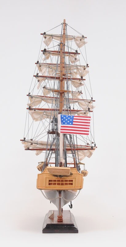 Old Modern Handicrafts USS Contitution Small Model Ship