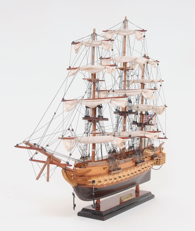 Old Modern Handicrafts USS Contitution Small Model Ship